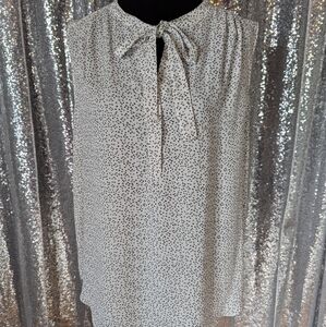 Ann Taylor Sleeveless Lightweight Black and White Blouse Women's L